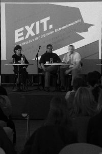 Exit_3.jpg